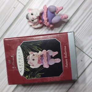 Vintage Hallmark Keepsake Kitty Ornament Future Ballerina 1998